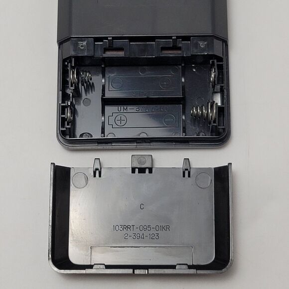 Genuine Sony RM-D270 Remote Control for CD Player - Tested & Working - Picture 4 of 7